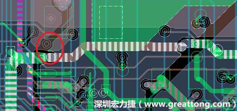 慢慢確認(rèn)CAF發(fā)生的位置后，可以配合Gerber查看PCB的結(jié)構(gòu)是否有通孔太近或是線路太近的問題。
