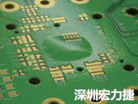 散熱差可能導(dǎo)致PCB阻焊層的剝離。