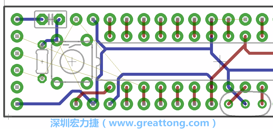 4.1. 把剩下的元件移動到電路板工作區(qū)上。